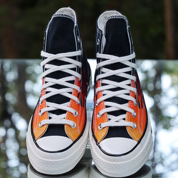 Converse Chuck Taylor 70 Hi Flames - Picture 9 of 13
